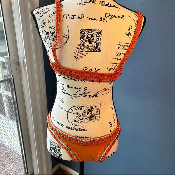 🏀 6/$23 Li’a Hawaiian floral bikini set swimsuit - Picture 8 of 12